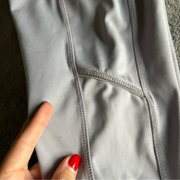 Bundle of Gray and Black Activewear, Gym, Running Leggings Set with Pockets - Picture 6 of 13